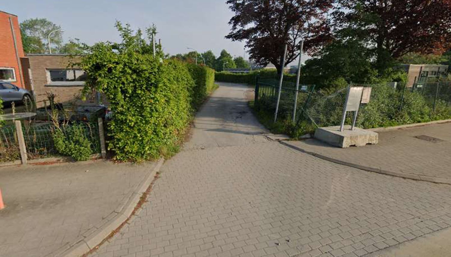 Toegangsweg parking WEST